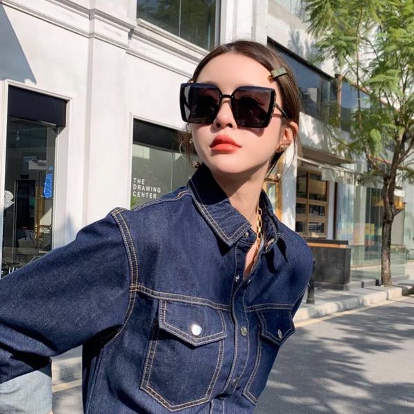 2021 fashion sunglasses unisex sunglasses brand retro color outdoor beach sports style transparent lens glasses
2021 fashion sunglasses unisex sunglasses brand retro color outdoor beach sports style transparent lens glasses