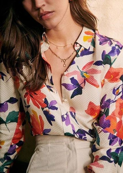 shirt 2021 silk fabric retro single-breasted flower dark pattern long-sleeved xp7z, White
shirt 2021 silk fabric retro single-breasted flower dark pattern long-sleeved xp7z, White