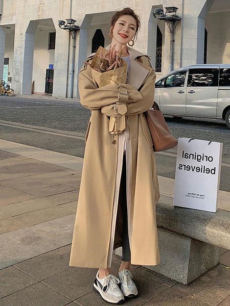 women's trench coats 2021 autumn versatile waist closing coat with thin temperament windbreaker goddess medium long british, Tan;black
women's trench coats 2021 autumn versatile waist closing coat with thin temperament windbreaker goddess medium long british, Tan;black
