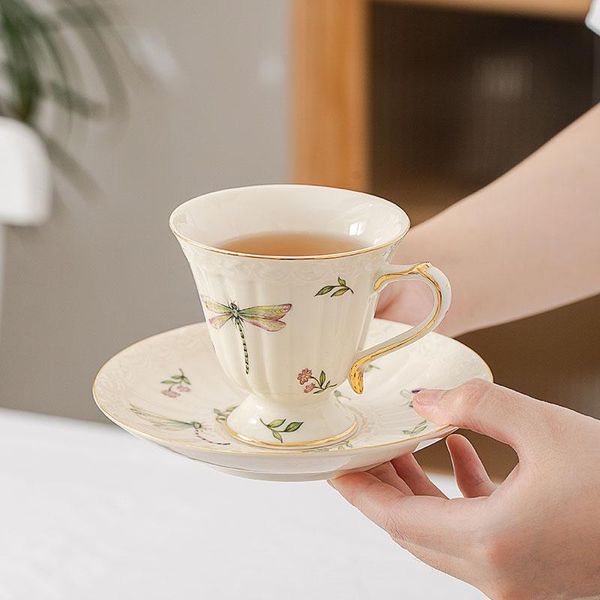 cups & saucers light luxury coffee cup and saucer retro teapot ceramic tea set porcelain wedding utensil xicara kitchen dining bar eb5bd
cups & saucers light luxury coffee cup and saucer retro teapot ceramic tea set porcelain wedding utensil xicara kitchen dining bar eb5bd