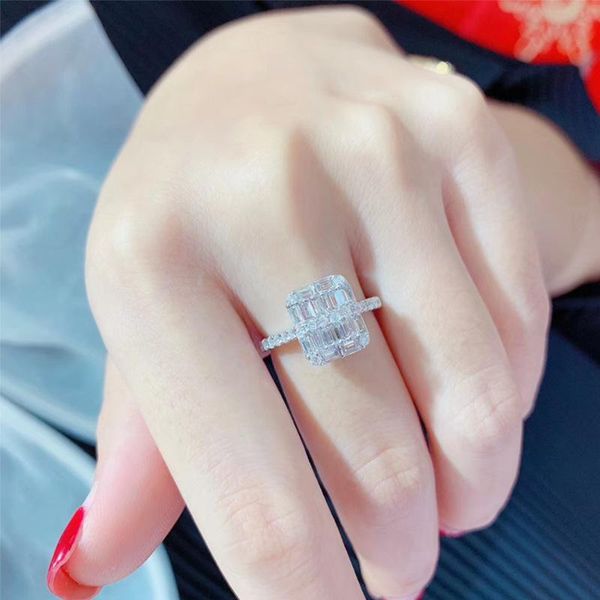 cluster rings fashion crystal engagement claw design female ring white zircon elegant silver wedding jewelry bridal, Golden;silver
cluster rings fashion crystal engagement claw design female ring white zircon elegant silver wedding jewelry bridal, Golden;silver