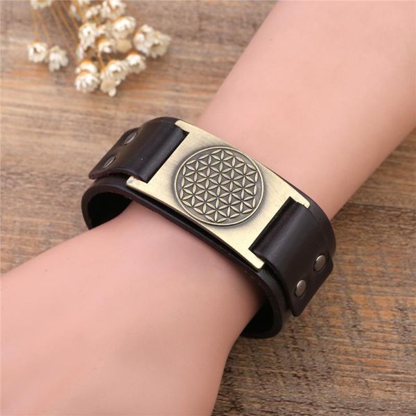 charm bracelets teamer flower of life vintage teen wide bangles genuine leather viking religion lucky bracelet men snap, Golden;silver
charm bracelets teamer flower of life vintage teen wide bangles genuine leather viking religion lucky bracelet men snap, Golden;silver