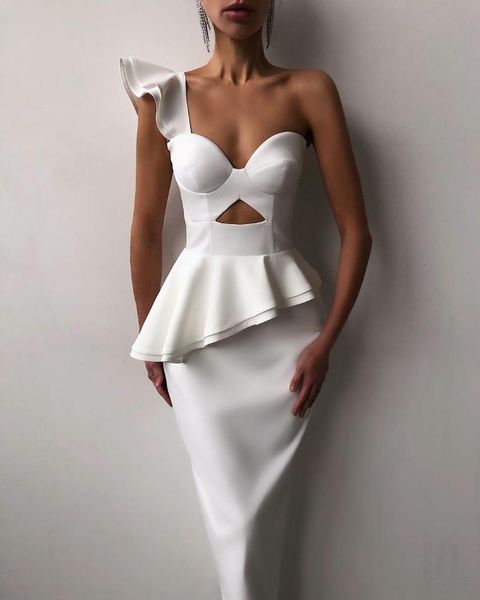 casual dresses summer bandage dress 2021 women one shoulder key hole ruffles black white midi elegant evening party club vestidos, Black;gray
casual dresses summer bandage dress 2021 women one shoulder key hole ruffles black white midi elegant evening party club vestidos, Black;gray
