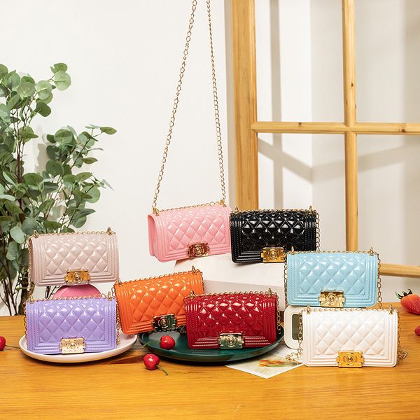 wallet fashion small fragrance lingge chain jelly bag women 2021 square hand, Red;black
wallet fashion small fragrance lingge chain jelly bag women 2021 square hand, Red;black