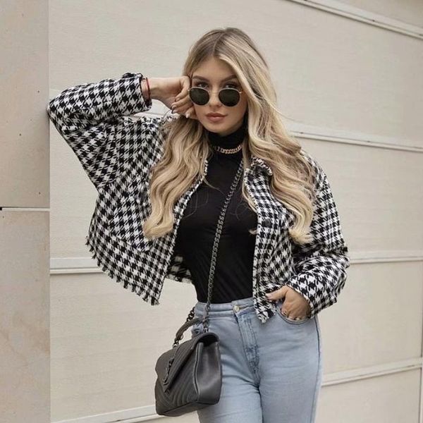 women's wool & blends ardm black white plaid cropped coat women vintage long sleeve pockets tweed jacket 2021 female casual winter oute
women's wool & blends ardm black white plaid cropped coat women vintage long sleeve pockets tweed jacket 2021 female casual winter oute