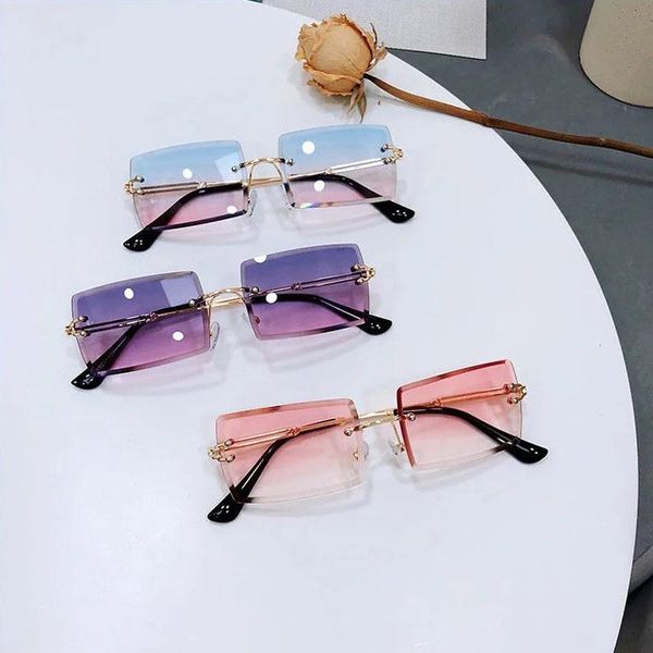 sunglasses vintage fashion 2021 rimless frameless rectangle shades gradient uv400 summer traveling sun glasses for women, White;black
sunglasses vintage fashion 2021 rimless frameless rectangle shades gradient uv400 summer traveling sun glasses for women, White;black