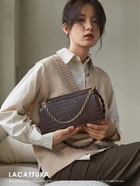 evening bags 2021 fashion design women pu leather female crocodile handbag lady one-shoulder retro shoulder messenger bag
evening bags 2021 fashion design women pu leather female crocodile handbag lady one-shoulder retro shoulder messenger bag