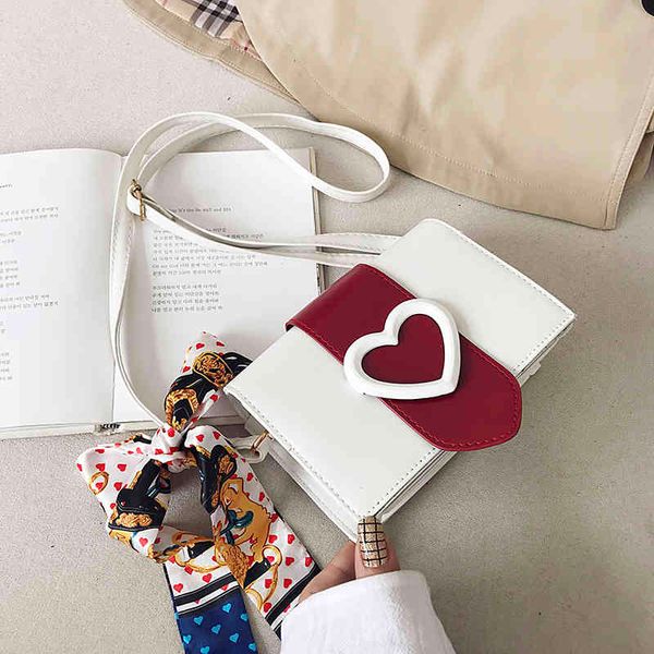backpack female autumn fashion texture one shoulder slung girl wild chain small square bag
backpack female autumn fashion texture one shoulder slung girl wild chain small square bag