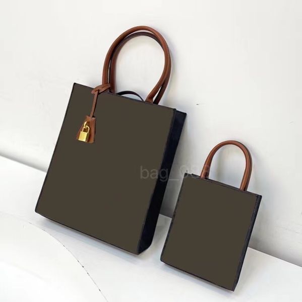 french premium leather custom triomphe tote bag classic printed clash-colored cowhide handbag letter cross-body bags lady's shopping pa
french premium leather custom triomphe tote bag classic printed clash-colored cowhide handbag letter cross-body bags lady's shopping pa