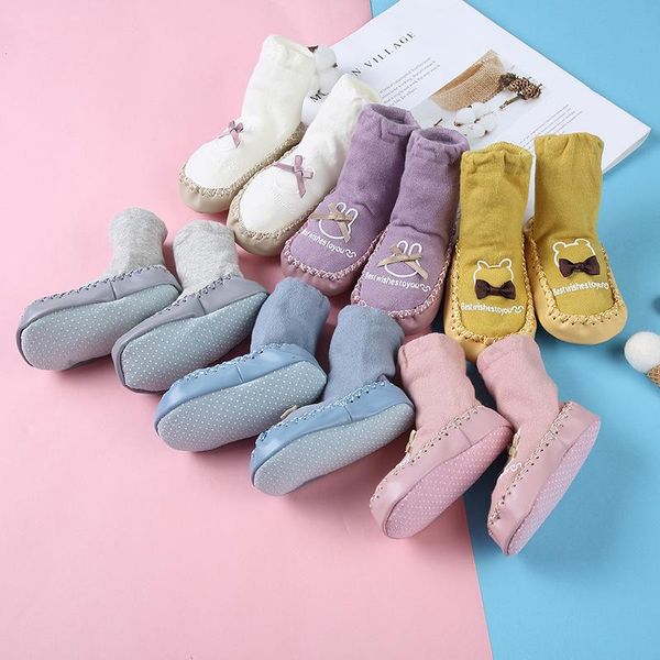 first walkers cotton stockings baby soft bottom shoes cartoon bowknot toddler child floor footgear antiskid children's socks
first walkers cotton stockings baby soft bottom shoes cartoon bowknot toddler child floor footgear antiskid children's socks