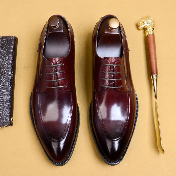 Lacing Genuine Leather Formal Dress Shoes For Men Wedding Brogue British Oxford Party Shoe Black Wine Red Pointed Toe Men Shoe
Lacing Genuine Leather Formal Dress Shoes For Men Wedding Brogue British Oxford Party Shoe Black Wine Red Pointed Toe Men Shoe