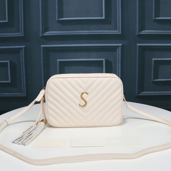 7A Top Quality Handbag Wallet Shoulder Women Handbags Bags Crossbody Soho Bag Shoulders Bag Fringed Messenger Pursesize 23cm, Black-gold letter
7A Top Quality Handbag Wallet Shoulder Women Handbags Bags Crossbody Soho Bag Shoulders Bag Fringed Messenger Pursesize 23cm, Black-gold letter