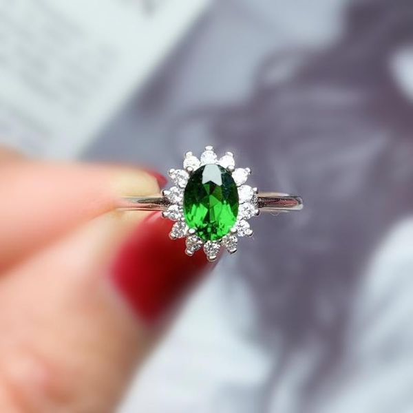 cluster rings per jewelry natural real diopside classical ring 5*7mm 0.95ct gemstone 925 sterling silver fine t2041516, Golden;silver
cluster rings per jewelry natural real diopside classical ring 5*7mm 0.95ct gemstone 925 sterling silver fine t2041516, Golden;silver