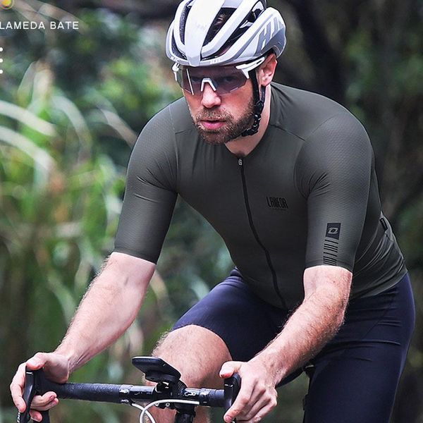 racing jackets men cycling jersey mtb lameda bicycle team shirts short sleeve bike wear summer quick dry clothing, Black;red
racing jackets men cycling jersey mtb lameda bicycle team shirts short sleeve bike wear summer quick dry clothing, Black;red