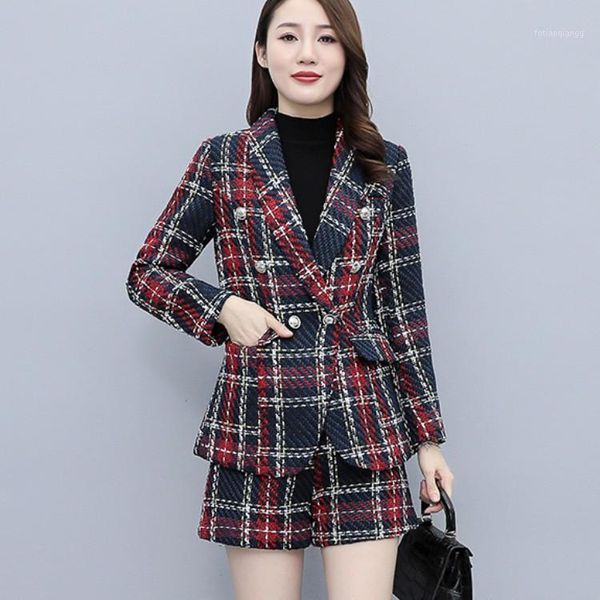 women's tracksuits 2021 fall winter for women 2 piece set vintage office ol plaid tweed lapel long sleeve coat + shorts suit female, Gray
women's tracksuits 2021 fall winter for women 2 piece set vintage office ol plaid tweed lapel long sleeve coat + shorts suit female, Gray