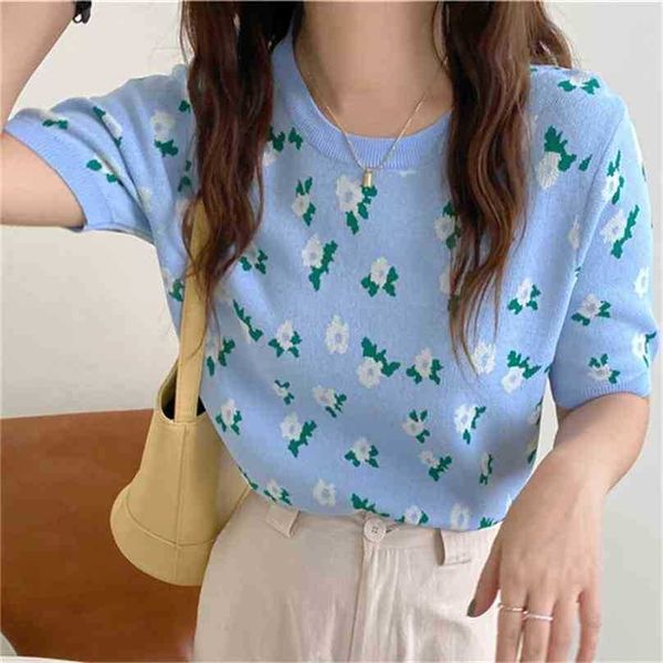 knitwear chic loose summer patchwork florals short-sleeved casual prom lady tee retro t-shirts 210525, White
knitwear chic loose summer patchwork florals short-sleeved casual prom lady tee retro t-shirts 210525, White