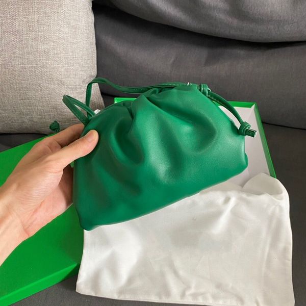 the pouch soft calfskin ladies large clutch bags genuine leather famous desinger brand hand fashion women cloud bag
the pouch soft calfskin ladies large clutch bags genuine leather famous desinger brand hand fashion women cloud bag