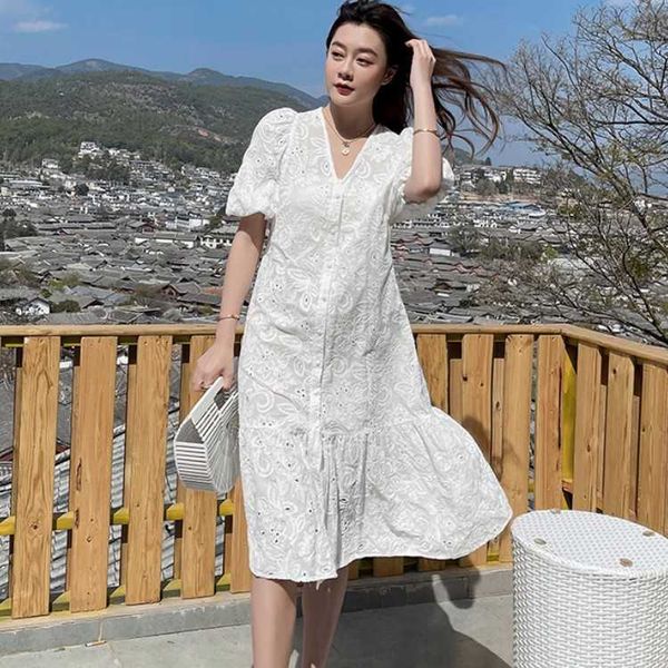 summer women vintage hollow out embroidery puff sleeve casual dress female elegant v-neck single-breasted white 210526, Black;gray
summer women vintage hollow out embroidery puff sleeve casual dress female elegant v-neck single-breasted white 210526, Black;gray