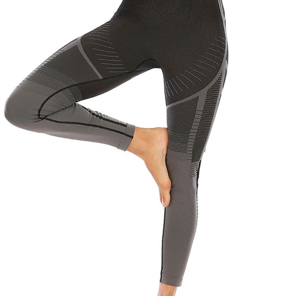 women sports pants casual style ankle-length patchwork striped high elastic waist slim fitting pencil 210522, Black;white
women sports pants casual style ankle-length patchwork striped high elastic waist slim fitting pencil 210522, Black;white