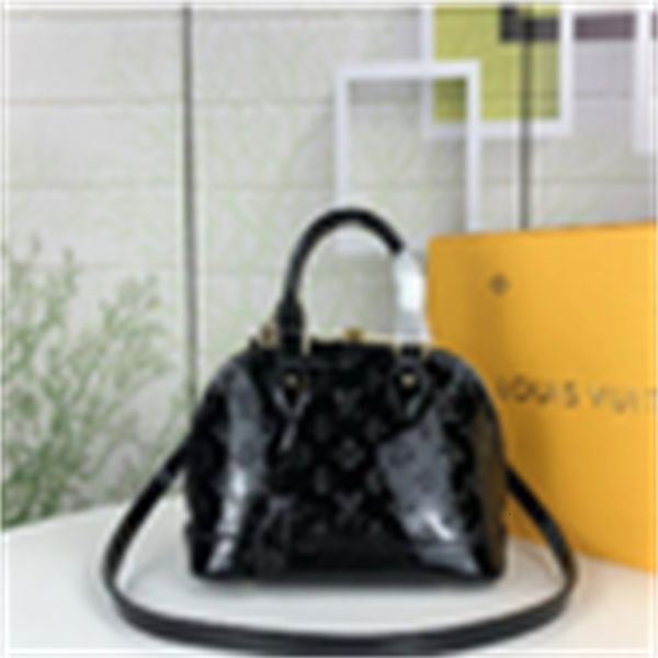 bags designer iconic luxury bag m40302 handles m93595 cross patent leather series shoulder alma totes bb body handbag handbags clutches
bags designer iconic luxury bag m40302 handles m93595 cross patent leather series shoulder alma totes bb body handbag handbags clutches