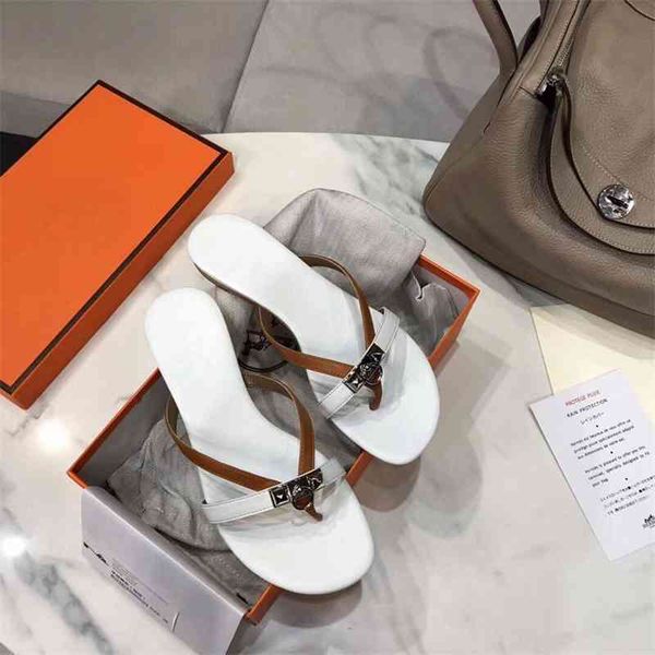 80% off shoes summer woman slippers new luxury designer fashion mental lock flip flop genuine leather outdoor beach causual ladies shoes, Black
80% off shoes summer woman slippers new luxury designer fashion mental lock flip flop genuine leather outdoor beach causual ladies shoes, Black