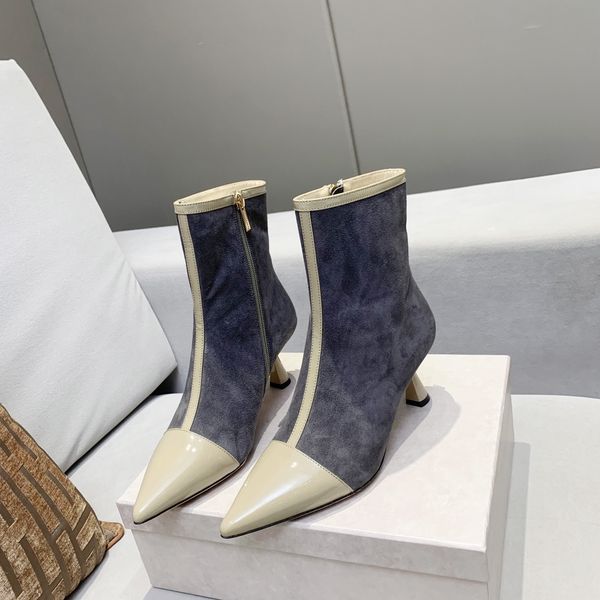 the latest style of naked boots, lacquered leather, spliced short boots, high-end leather, ladies' high-heeled shoes in autumn and wint, Black
the latest style of naked boots, lacquered leather, spliced short boots, high-end leather, ladies' high-heeled shoes in autumn and wint, Black