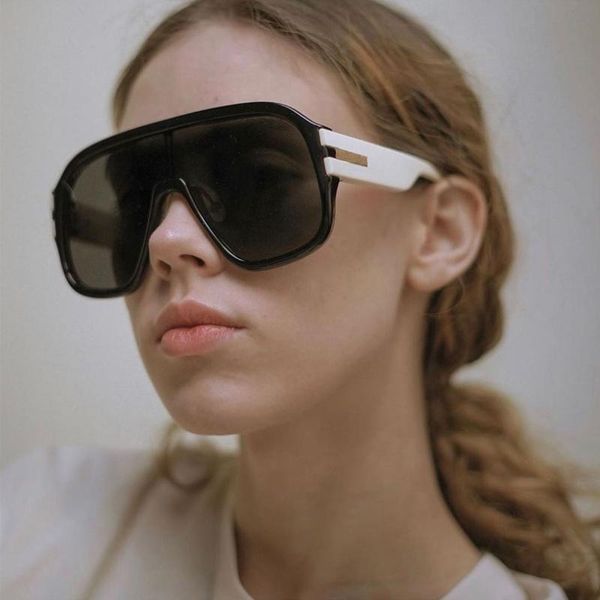 outdoor eyewear 2021 fashion oversized one piece sunglasses women brand vintage square sun glasses men driving goggle oculos feminino uv400
outdoor eyewear 2021 fashion oversized one piece sunglasses women brand vintage square sun glasses men driving goggle oculos feminino uv400