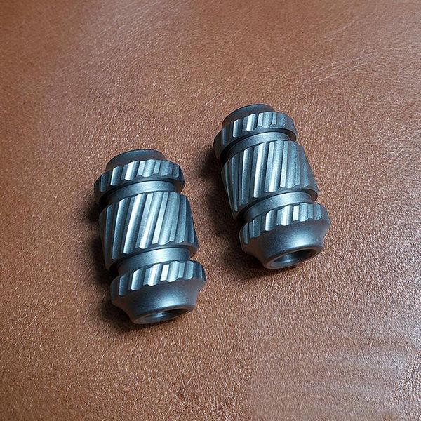 1pcs long style gray titanium alloy knife beads diy paracord bead spray sand wash gift outdoor gadgets
1pcs long style gray titanium alloy knife beads diy paracord bead spray sand wash gift outdoor gadgets