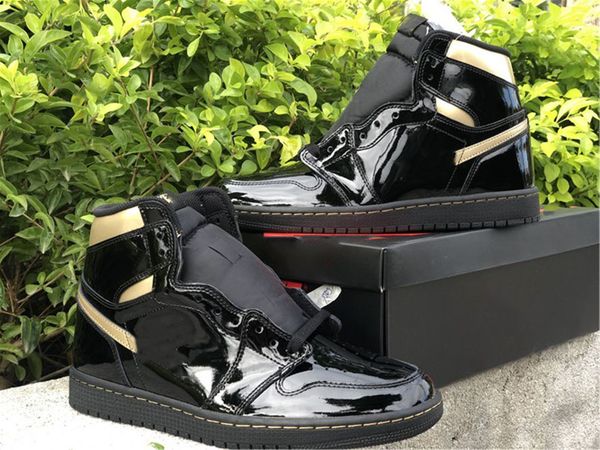 genuine jumpman 1 men's and women's basketball shoes black gold patent leather couple sports shoelace shoe box full size 36--47.5
genuine jumpman 1 men's and women's basketball shoes black gold patent leather couple sports shoelace shoe box full size 36--47.5
