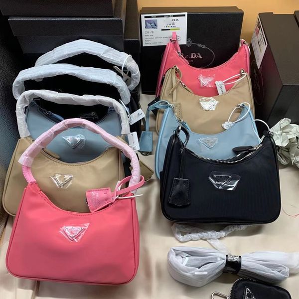 handbag designer s p's underarm hobo shoulder nylon cloth cross link chain pra three in one women's bag same style li designers ha
handbag designer s p's underarm hobo shoulder nylon cloth cross link chain pra three in one women's bag same style li designers ha