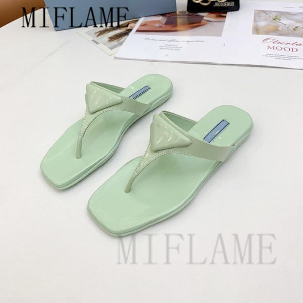 slippers fashion ladies simple flip flops beach casual slipper for women 2021 open toe flat genuine leather designer summer, Black
slippers fashion ladies simple flip flops beach casual slipper for women 2021 open toe flat genuine leather designer summer, Black