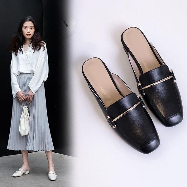 slippers 2021 verano nuevo fondo plano versátil con cuero sin talón zapatillas perezosas mujer baotou medias de, Black
slippers 2021 verano nuevo fondo plano versátil con cuero sin talón zapatillas perezosas mujer baotou medias de, Black