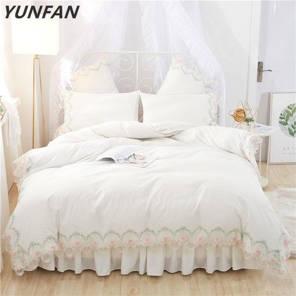 bedding sets white lace set girls women king twin size bed cover korean 3/4pcs duvet skirt pillowcases bedclothes
bedding sets white lace set girls women king twin size bed cover korean 3/4pcs duvet skirt pillowcases bedclothes