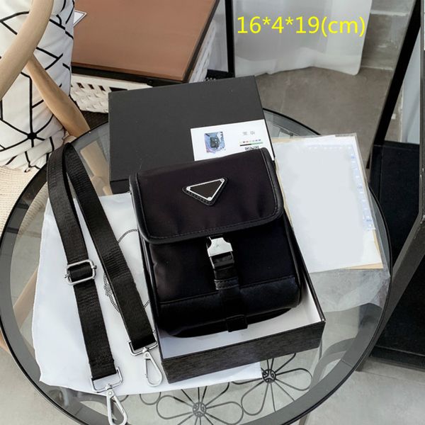 mini mens shoulder phone bags nylon designers mini black crossbody bag triangle smartphone purses wallets change bags fahion card holders
mini mens shoulder phone bags nylon designers mini black crossbody bag triangle smartphone purses wallets change bags fahion card holders