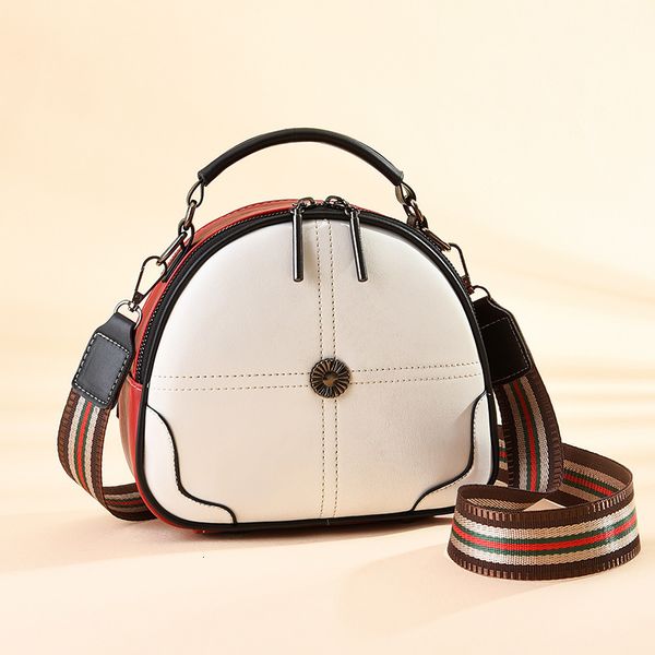 handbag women's small bag 2021 trend portable round summer net red fashion single shoulder messenger, Black;red
handbag women's small bag 2021 trend portable round summer net red fashion single shoulder messenger, Black;red