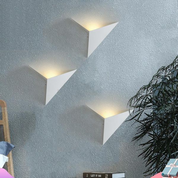 wall lamps modern minimalist triangle shape led nordic style indoor light living room lights 3w ac85-265v simple lighting
wall lamps modern minimalist triangle shape led nordic style indoor light living room lights 3w ac85-265v simple lighting