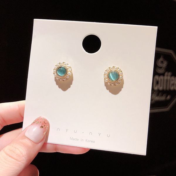 wholesale price classic design studs titanium steel screw with drill earrings semi-circular opening with drill earrings for women gift 1k4, Golden;silver
wholesale price classic design studs titanium steel screw with drill earrings semi-circular opening with drill earrings for women gift 1k4, Golden;silver