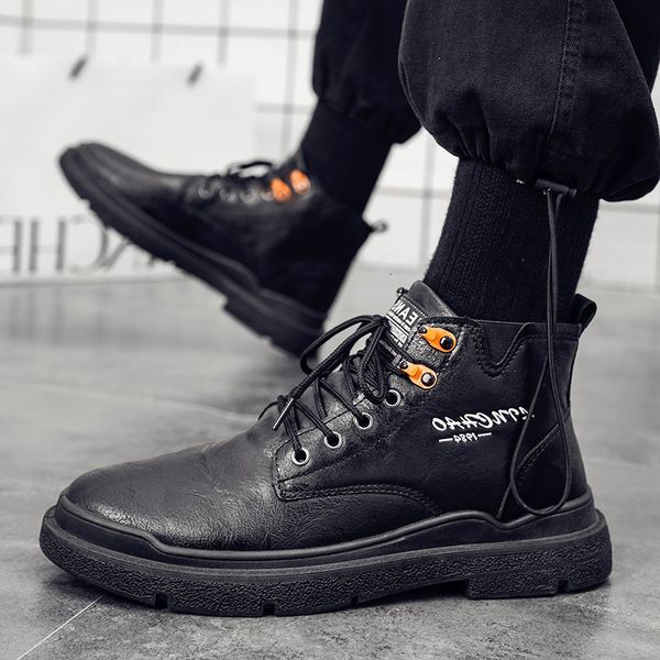 2021 new winter shoes british style handsome high leather men's martin boots casual short black trendy
2021 new winter shoes british style handsome high leather men's martin boots casual short black trendy
