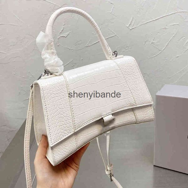 handbag evening cross b paris fashion luxury designer oblique women body bags embroidery thread diamond lattice plain vintage genuine leathe
handbag evening cross b paris fashion luxury designer oblique women body bags embroidery thread diamond lattice plain vintage genuine leathe