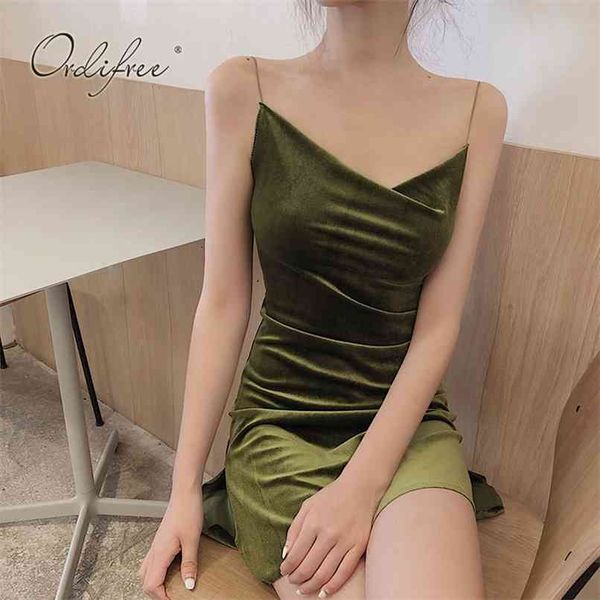 summer women velvet mini dress club wear backless strap short 210513, Black;gray
summer women velvet mini dress club wear backless strap short 210513, Black;gray