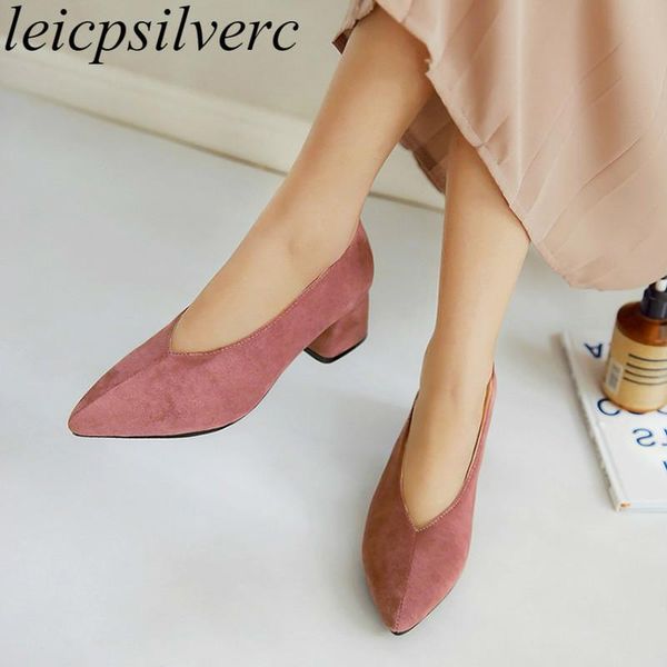 dress shoes women's pumps med heels spring autumn flock pointed toe slip on thick heel 2021 fashion casual black red big size 34-48
dress shoes women's pumps med heels spring autumn flock pointed toe slip on thick heel 2021 fashion casual black red big size 34-48