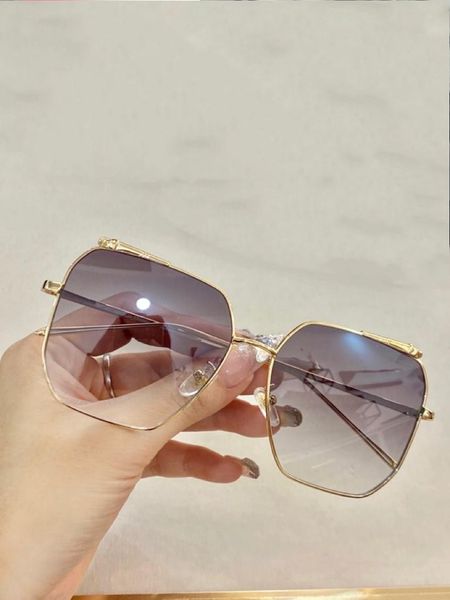 new 0812 mens sunglasses men sun glasses women sunglasses fashion style protects eyes gafas de sol lunettes de soleil with case, White;black
new 0812 mens sunglasses men sun glasses women sunglasses fashion style protects eyes gafas de sol lunettes de soleil with case, White;black