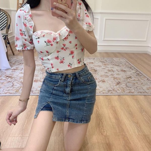 vintage square collar floral shirt women bubble sleeve ruffled summer blouse short sleeves crop bustier padded blusas women's blous, White
vintage square collar floral shirt women bubble sleeve ruffled summer blouse short sleeves crop bustier padded blusas women's blous, White
