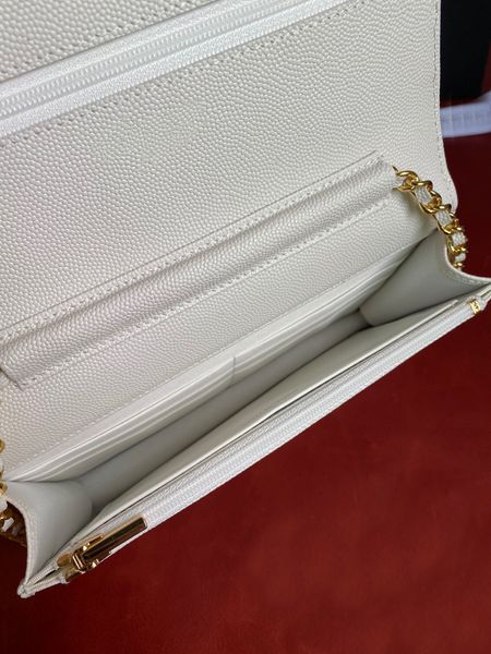 ladies designer bag flip square long chain shoulder bags with metal cross body diagonal grid plaid pattern ap0250 size: 19.5-12-3.5
ladies designer bag flip square long chain shoulder bags with metal cross body diagonal grid plaid pattern ap0250 size: 19.5-12-3.5