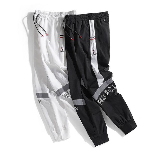 night reflective hip hop cargo pants men joggers mens streetwear 2021 fashion male elastic waist trousers men's, Black
night reflective hip hop cargo pants men joggers mens streetwear 2021 fashion male elastic waist trousers men's, Black