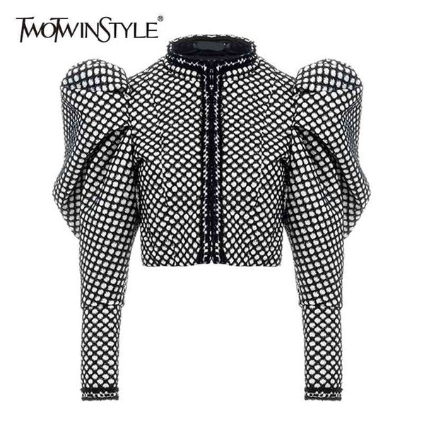 twotwinstyle ruched plaid coat for women o neck puff sleeve short female coat streetwear autumn fashion clothing 210804, Black;brown
twotwinstyle ruched plaid coat for women o neck puff sleeve short female coat streetwear autumn fashion clothing 210804, Black;brown