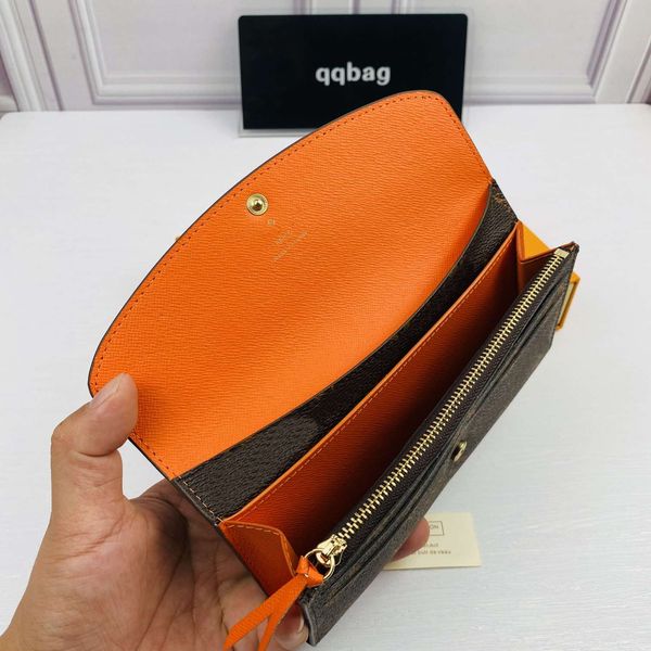 classic checkerboard old style wallet long versatile portable card bag zero wallet handbag for men and women general retro fashion, Red;black
classic checkerboard old style wallet long versatile portable card bag zero wallet handbag for men and women general retro fashion, Red;black