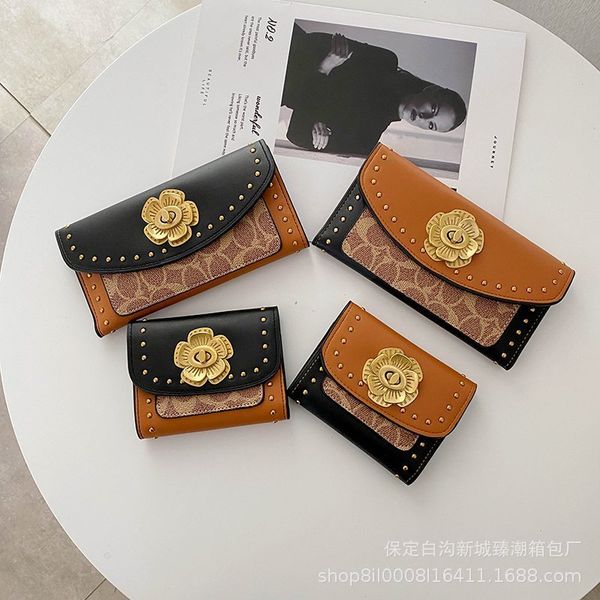 ouhuo wallet brand holder tide tri-fold rivet foreign short multi-card card camellia cross-border style trade pgras
ouhuo wallet brand holder tide tri-fold rivet foreign short multi-card card camellia cross-border style trade pgras
