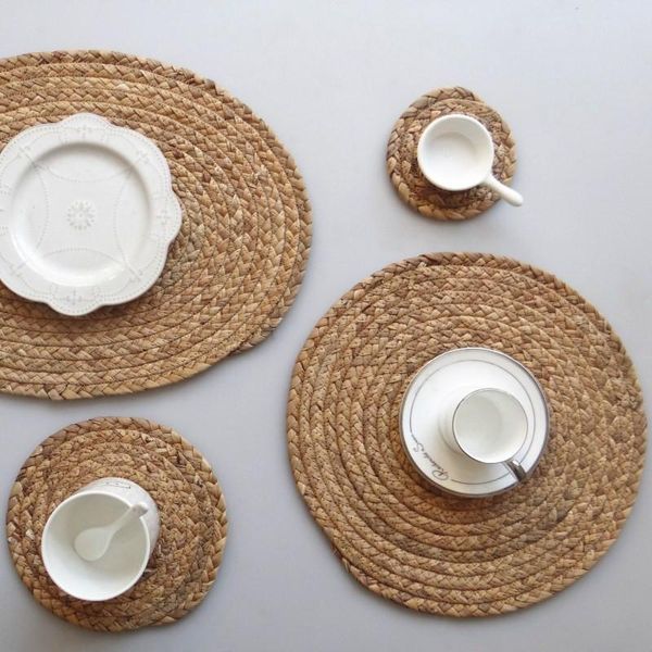 mats & pads handmade natural gourd straw woven round oval insulation pad placemat non slip table mat kitchen tool
mats & pads handmade natural gourd straw woven round oval insulation pad placemat non slip table mat kitchen tool