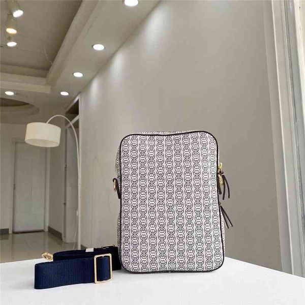 70% off men's and women's new single shoulder messenger bag pvc printing flying series pattern multi function medium postman bag p
70% off men's and women's new single shoulder messenger bag pvc printing flying series pattern multi function medium postman bag p